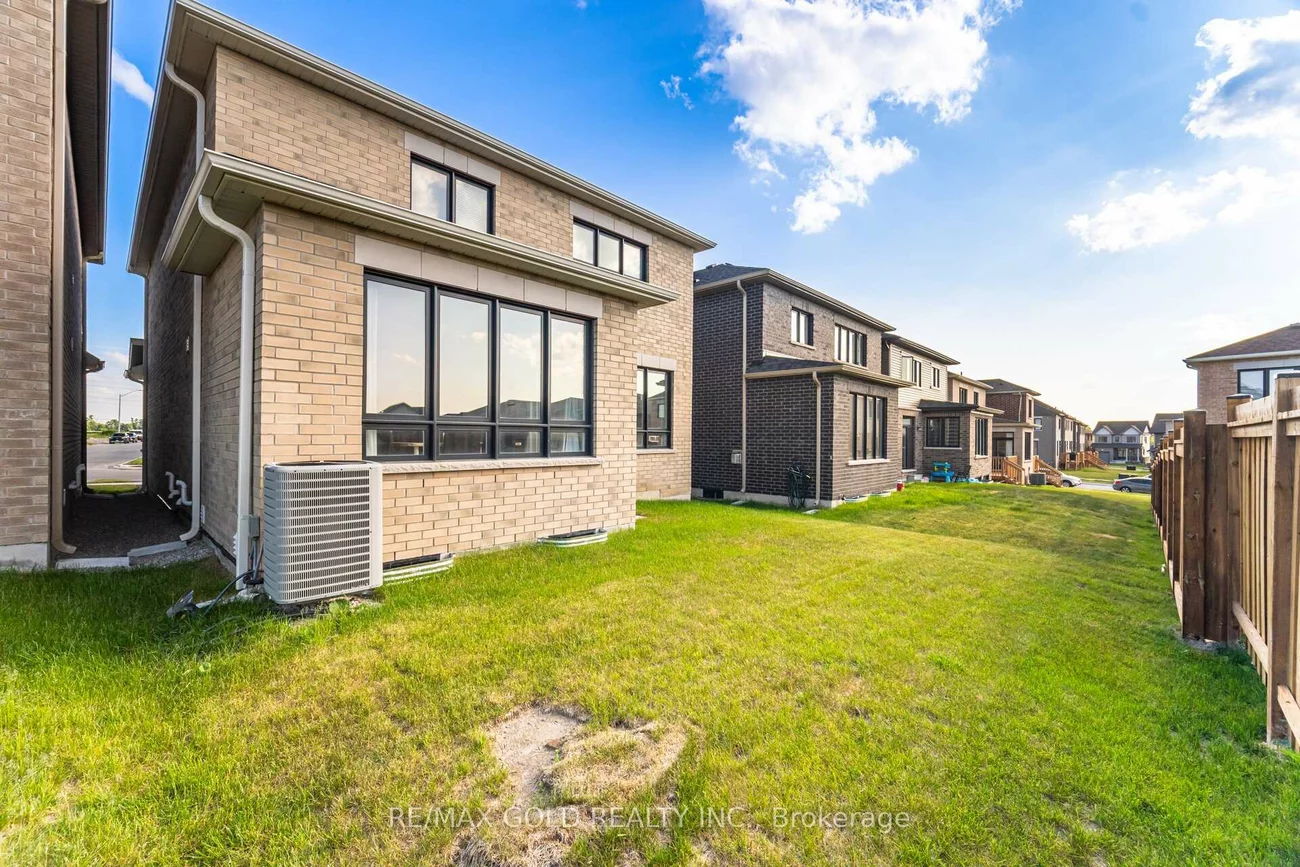 155, Fenchurch, Rural Barrie Southeast, Barrie
