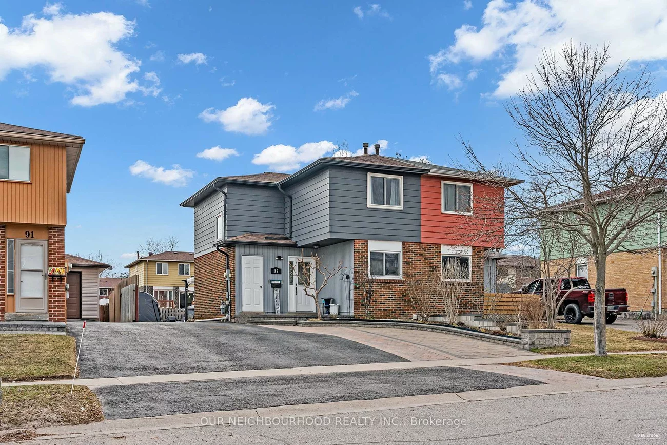 89, Chaucer, Letitia Heights, Barrie