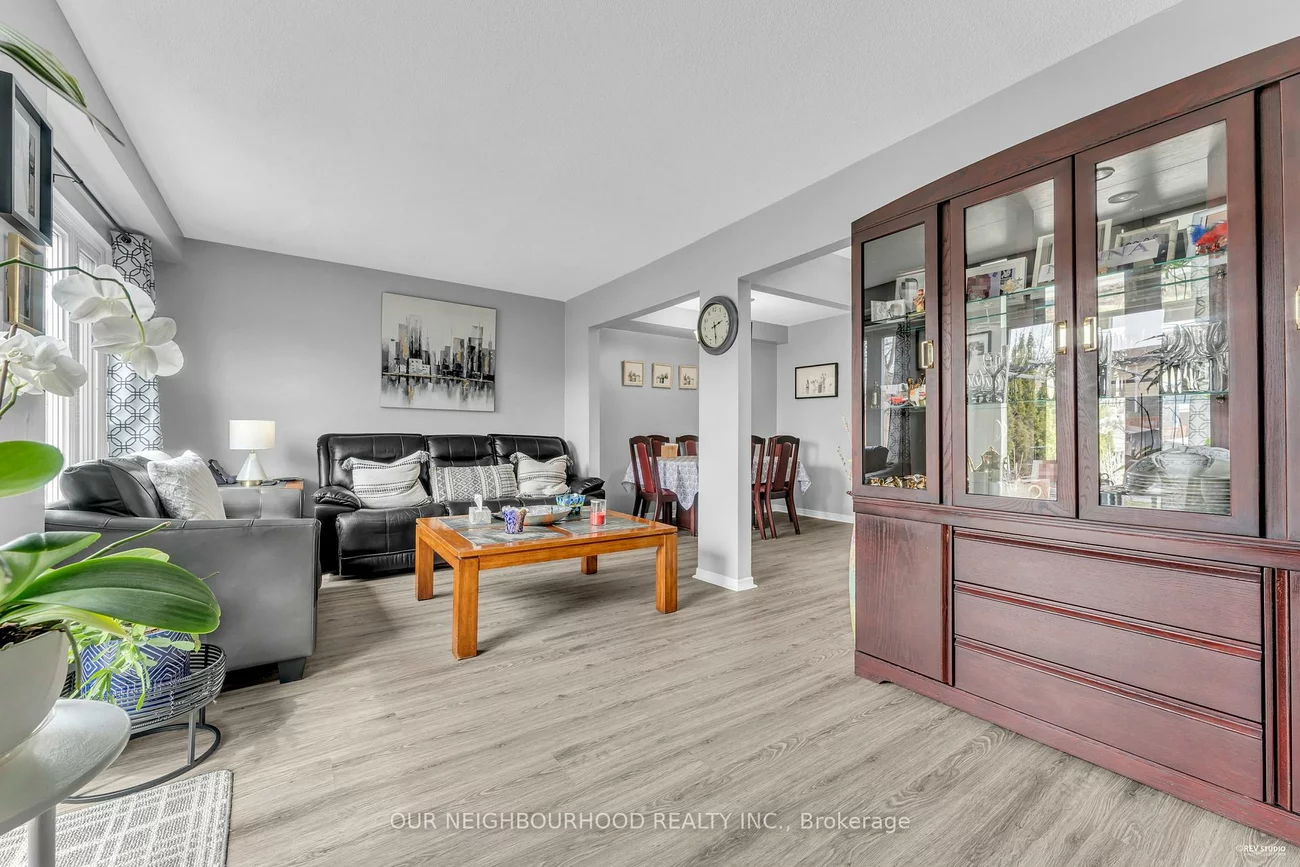 89, Chaucer, Letitia Heights, Barrie