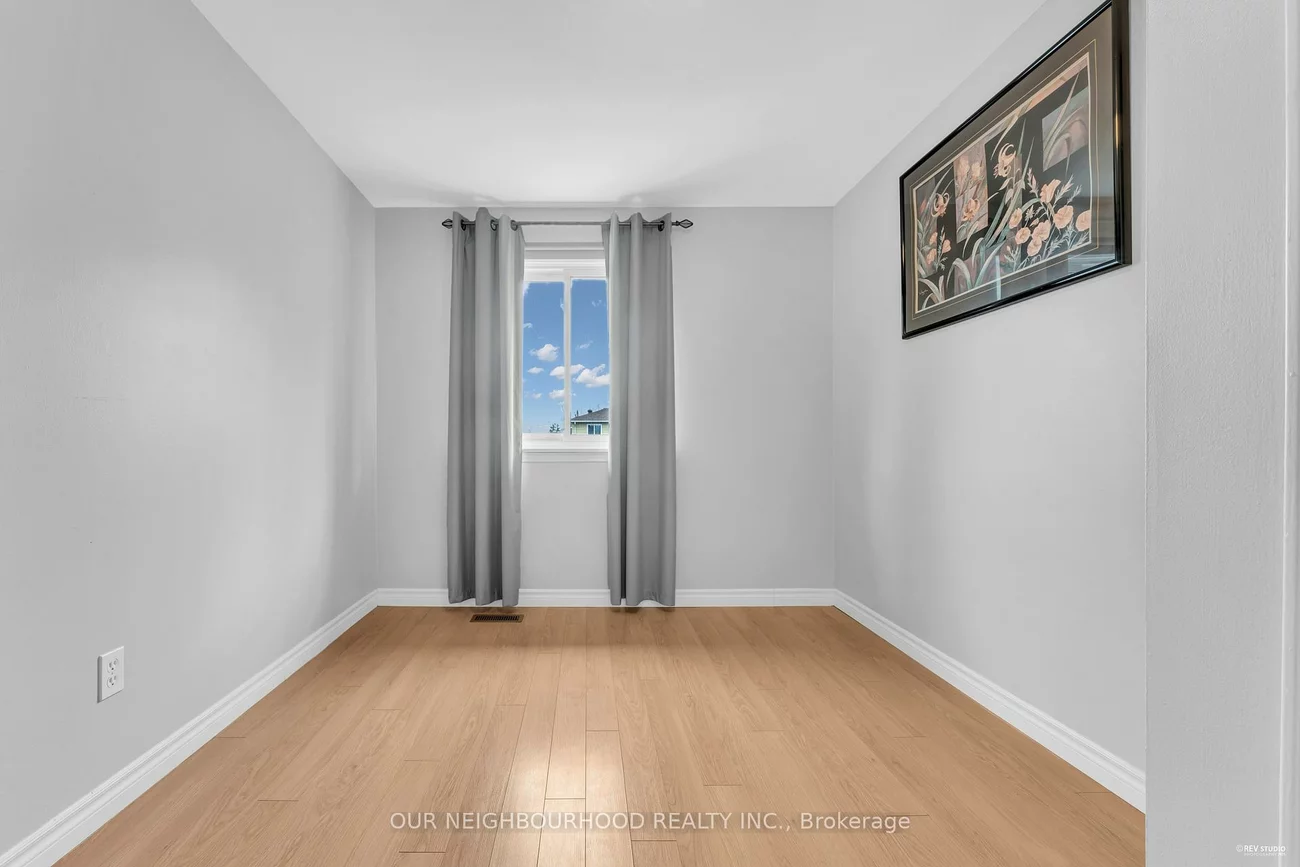 89, Chaucer, Letitia Heights, Barrie