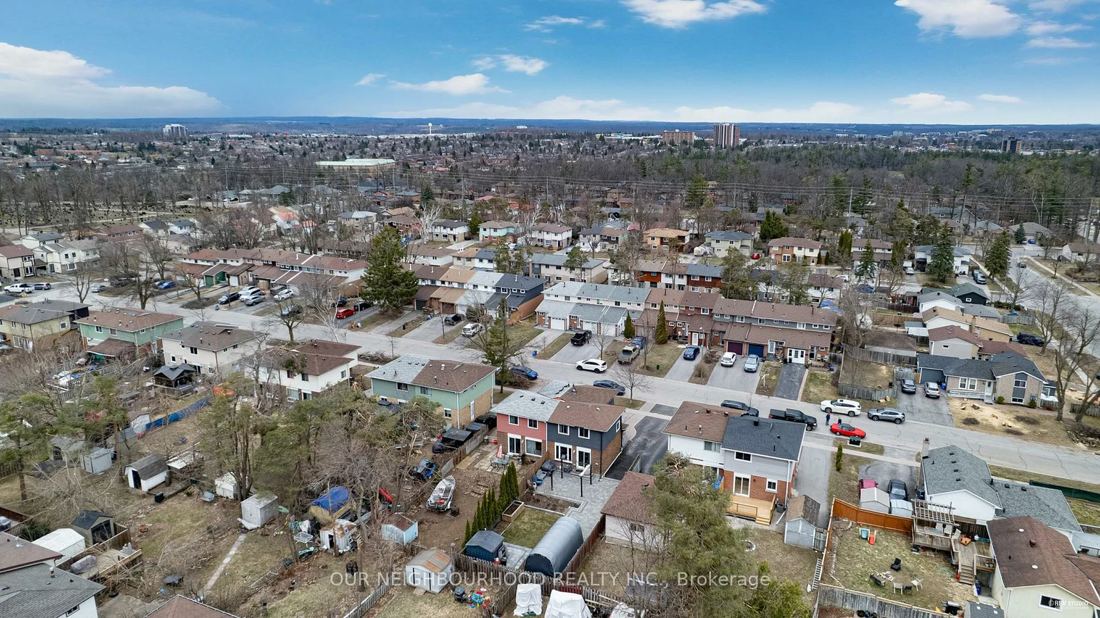 89, Chaucer, Letitia Heights, Barrie