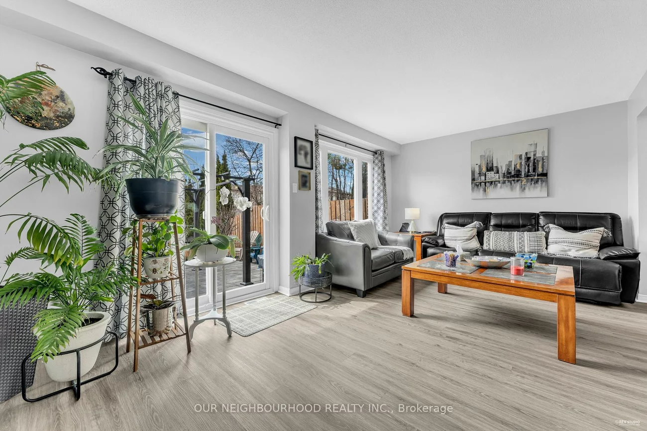 89, Chaucer, Letitia Heights, Barrie