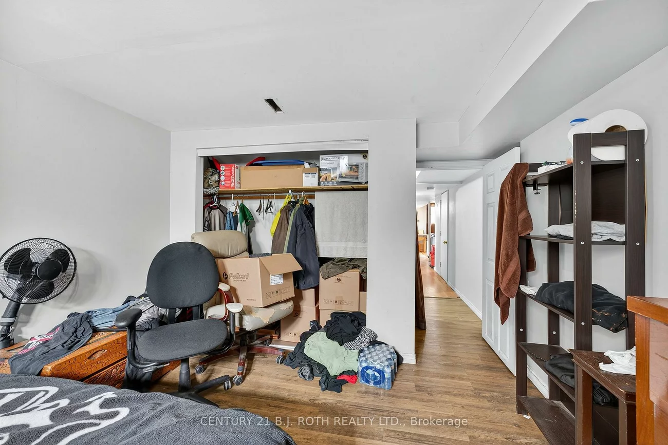 29, Daphne, Cundles East, Barrie