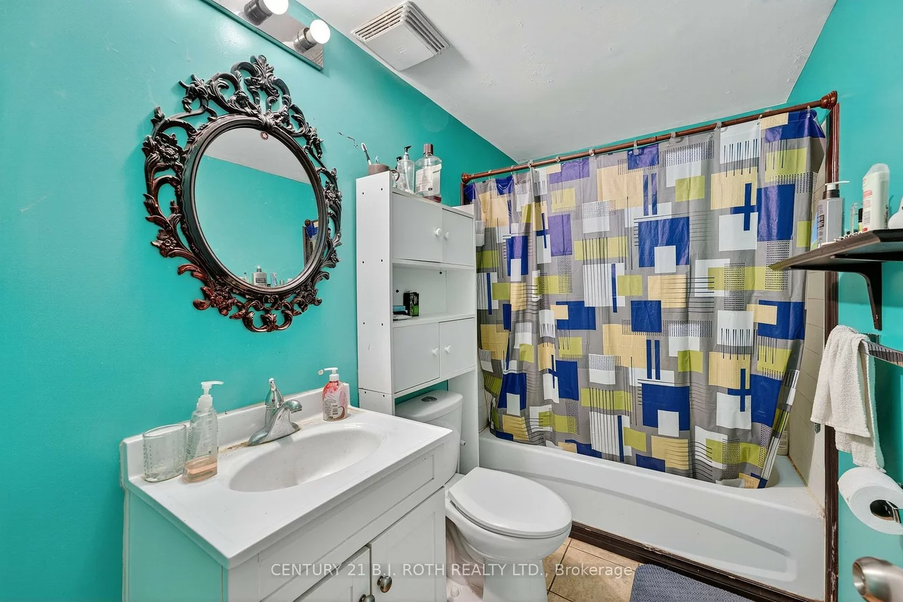 29, Daphne, Cundles East, Barrie