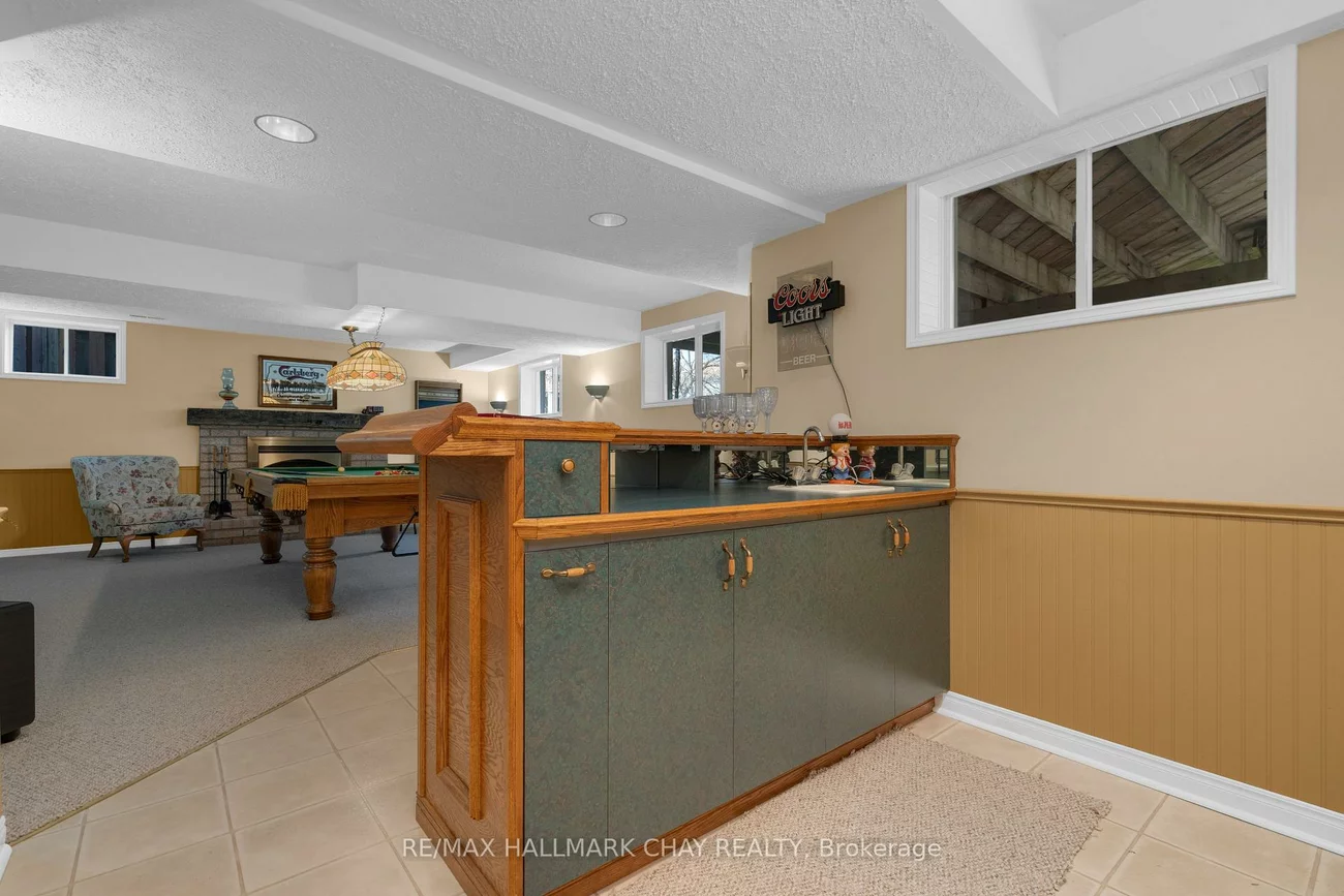47, Finlay, West Bayfield, Barrie