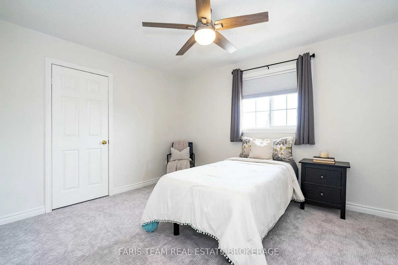 47, Lang, Northwest, Barrie