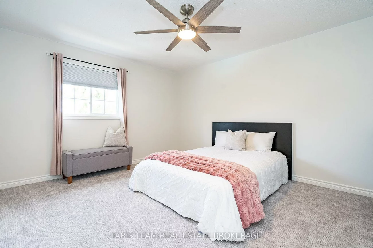 47, Lang, Northwest, Barrie