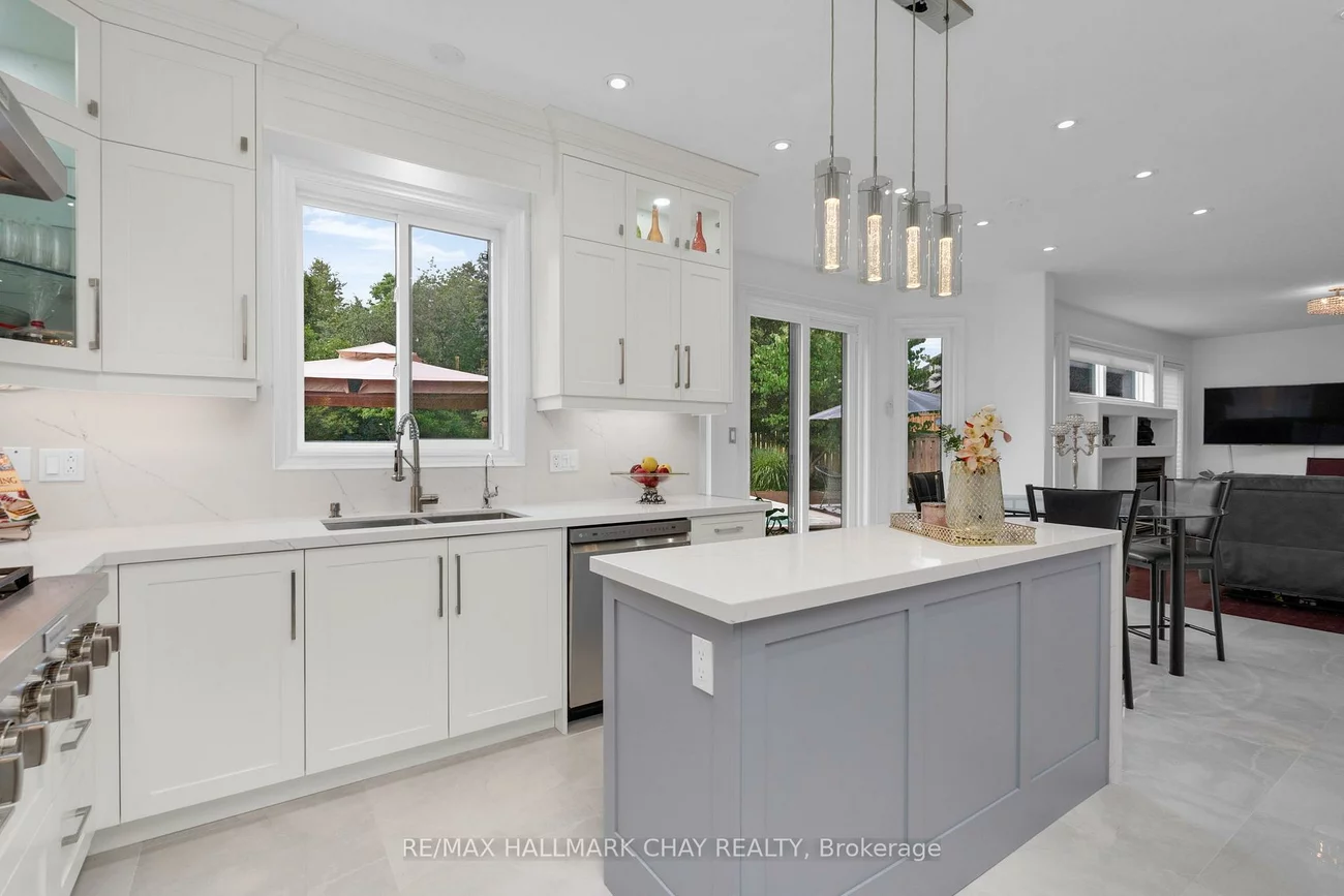 90, BIRKHALL, Innis-Shore, Barrie