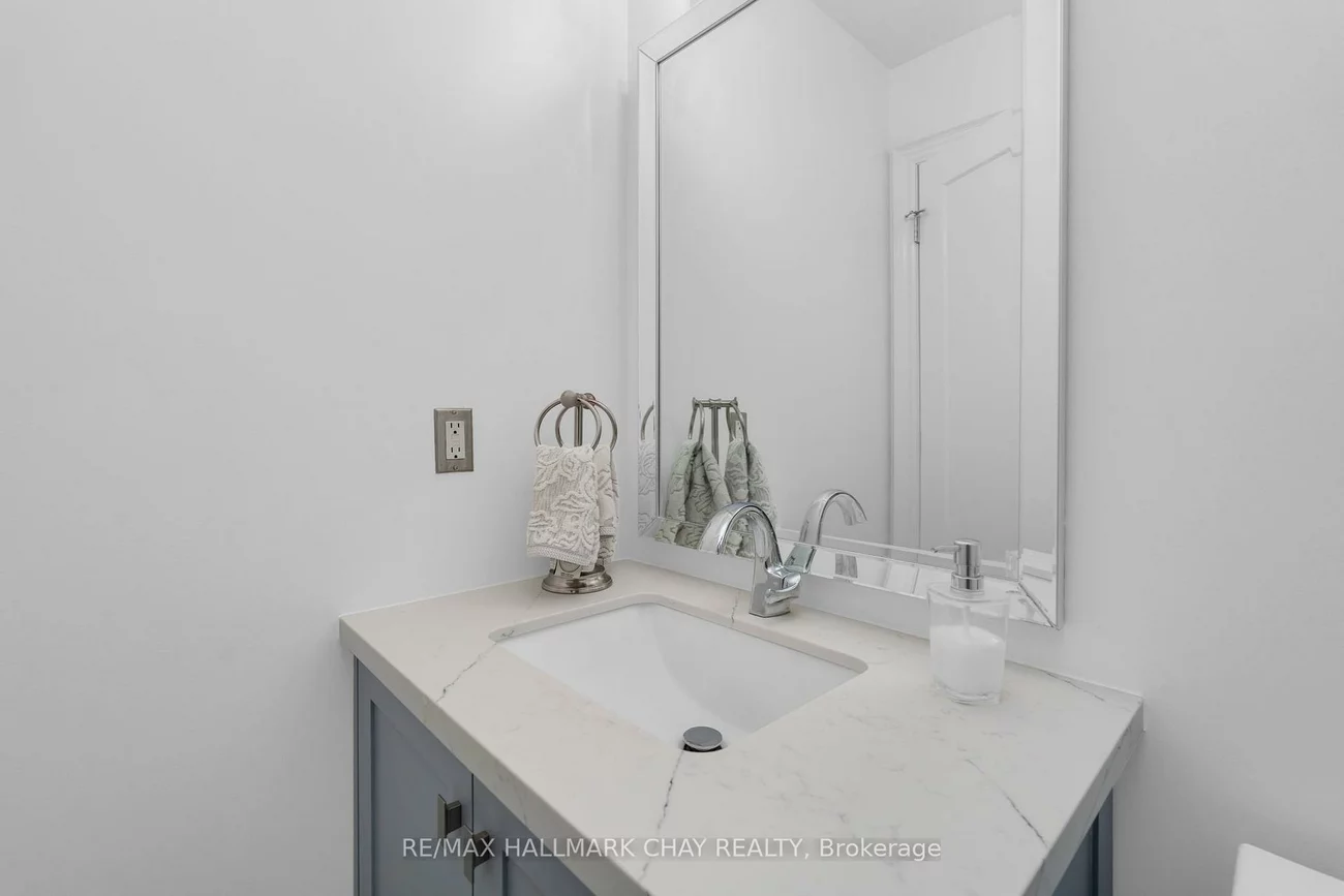 90, BIRKHALL, Innis-Shore, Barrie