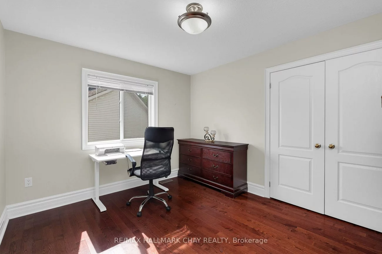 90, BIRKHALL, Innis-Shore, Barrie