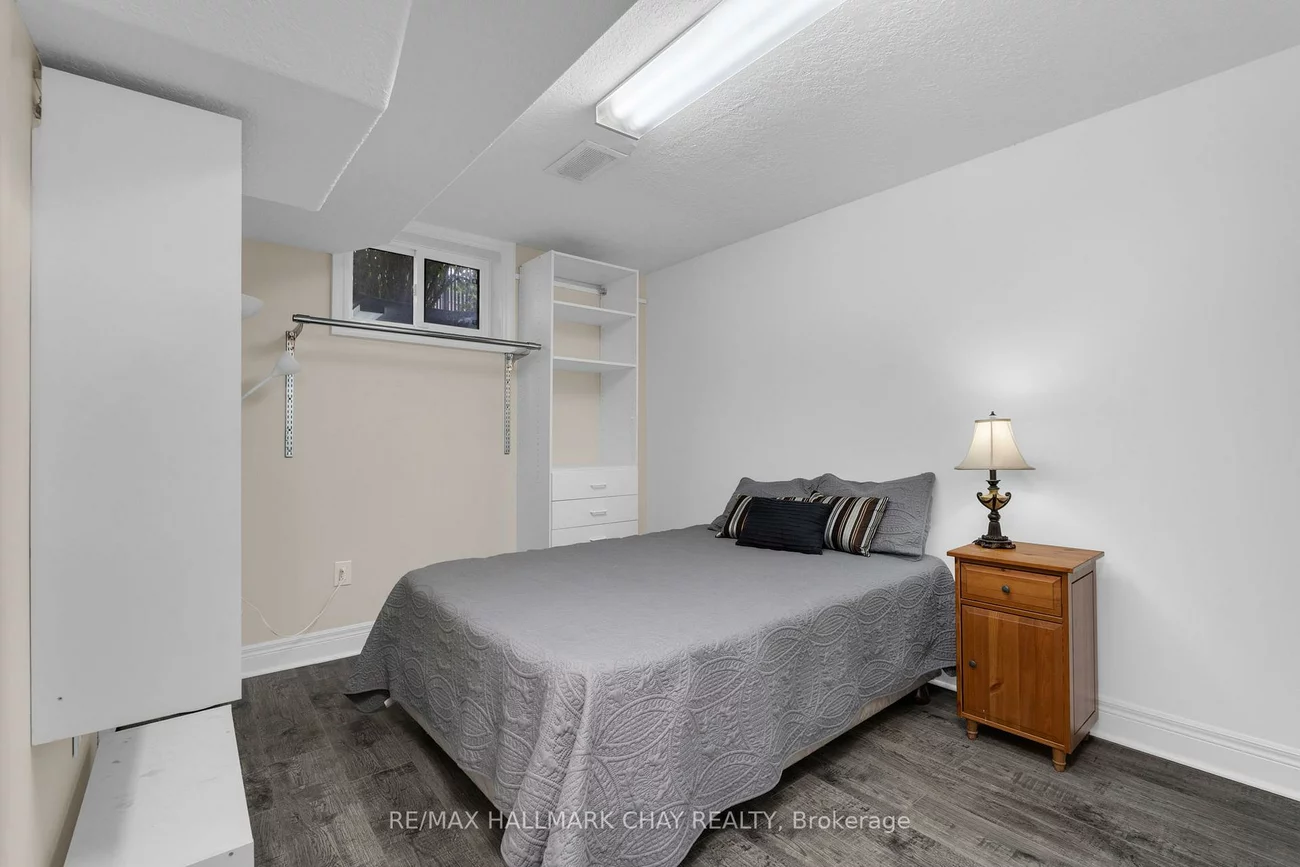 90, BIRKHALL, Innis-Shore, Barrie