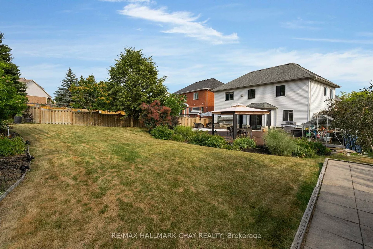 90, BIRKHALL, Innis-Shore, Barrie