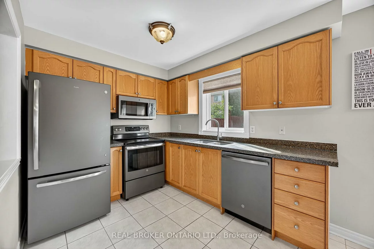 115, Birchwood, East Bayfield, Barrie