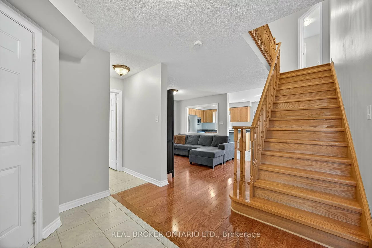 115, Birchwood, East Bayfield, Barrie