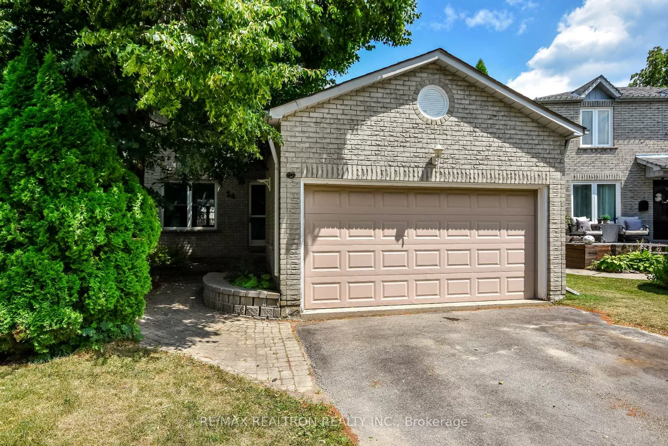 54, Carruthers, Grove East, Barrie