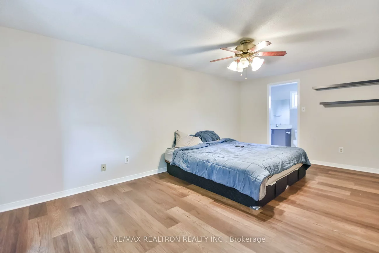 54, Carruthers, Grove East, Barrie