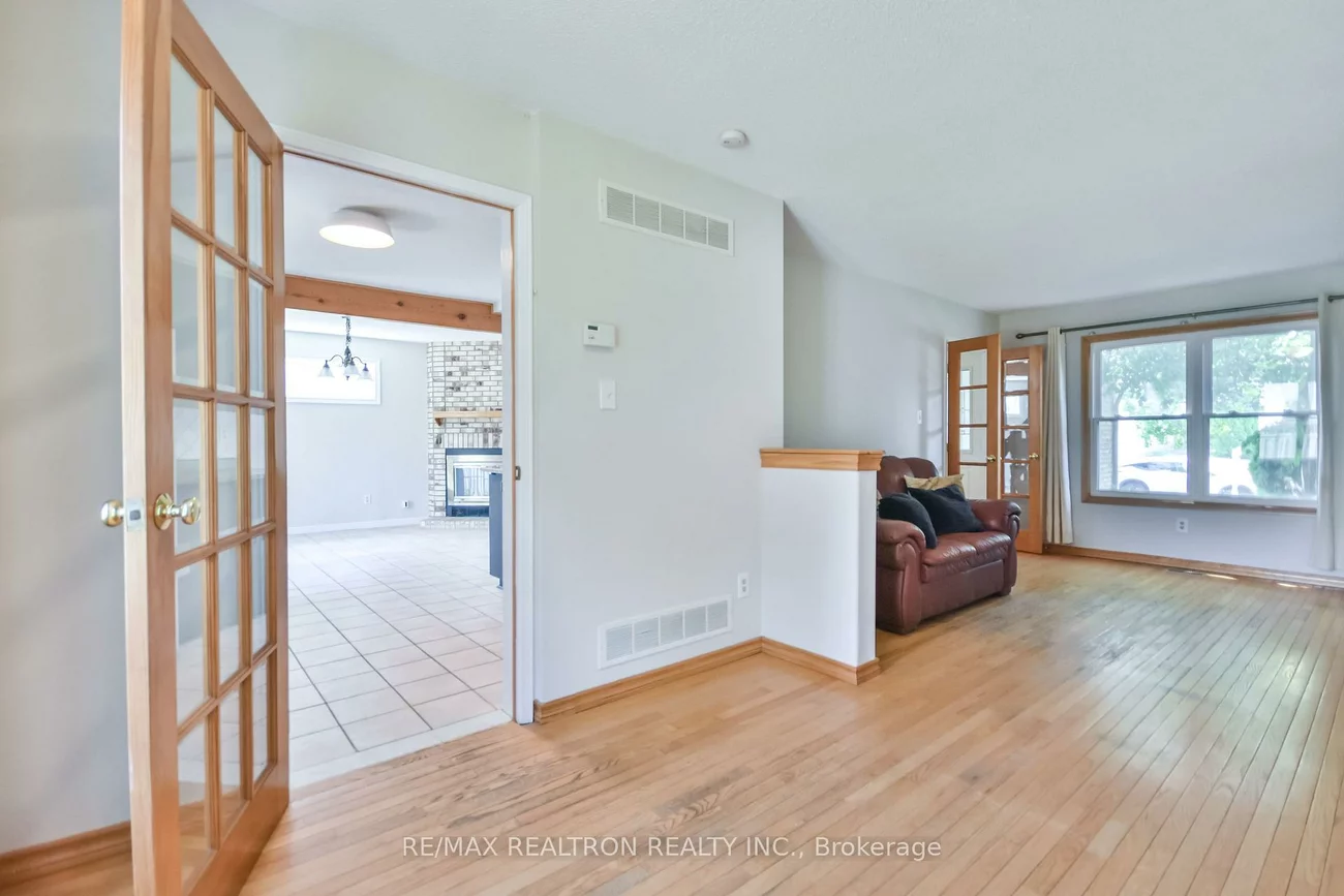 54, Carruthers, Grove East, Barrie