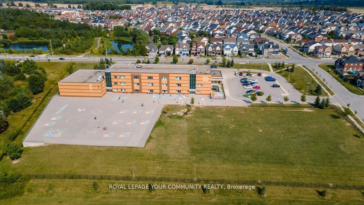 181, Succession, Innis-Shore, Barrie