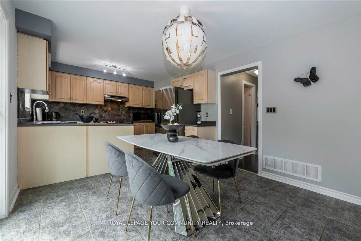 181, Succession, Innis-Shore, Barrie