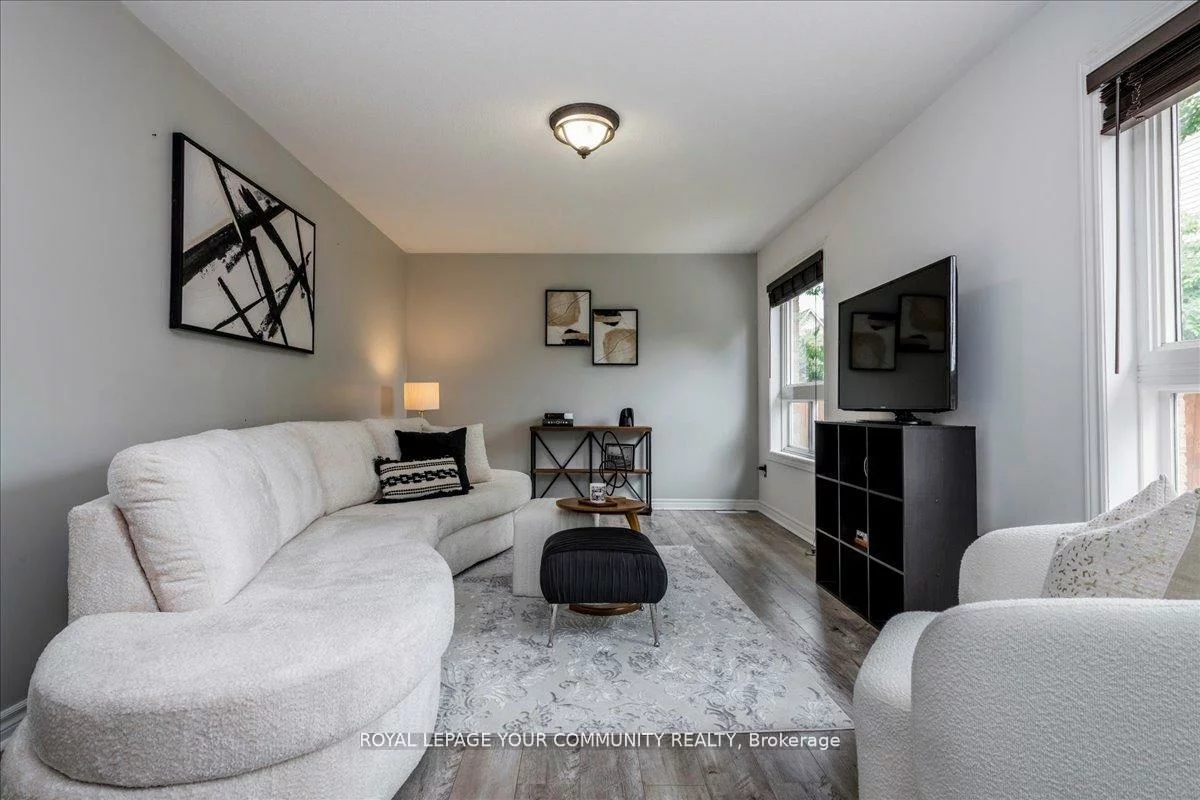 181, Succession, Innis-Shore, Barrie