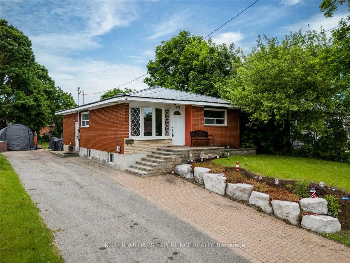 227, Southview, South Shore, Barrie
