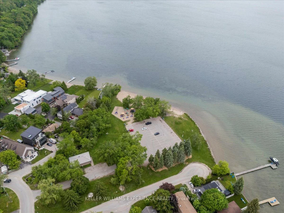 227, Southview, South Shore, Barrie
