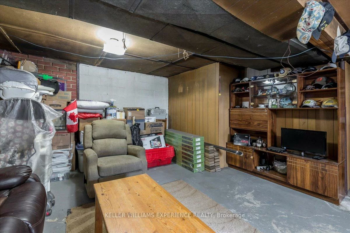 227, Southview, South Shore, Barrie