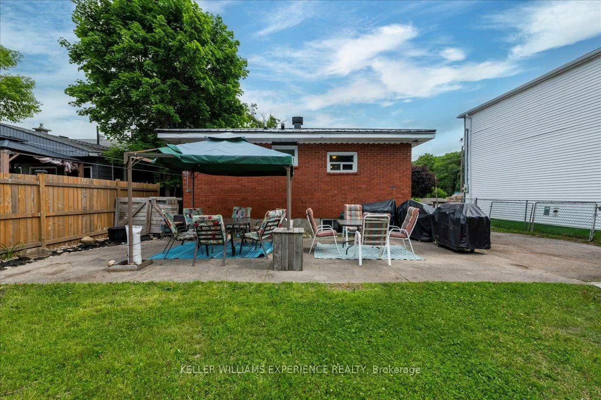 227, Southview, South Shore, Barrie