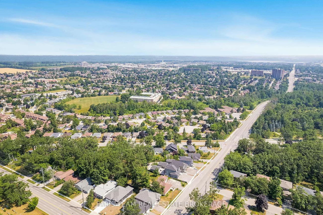 302, Sunnidale, Sunnidale, Barrie