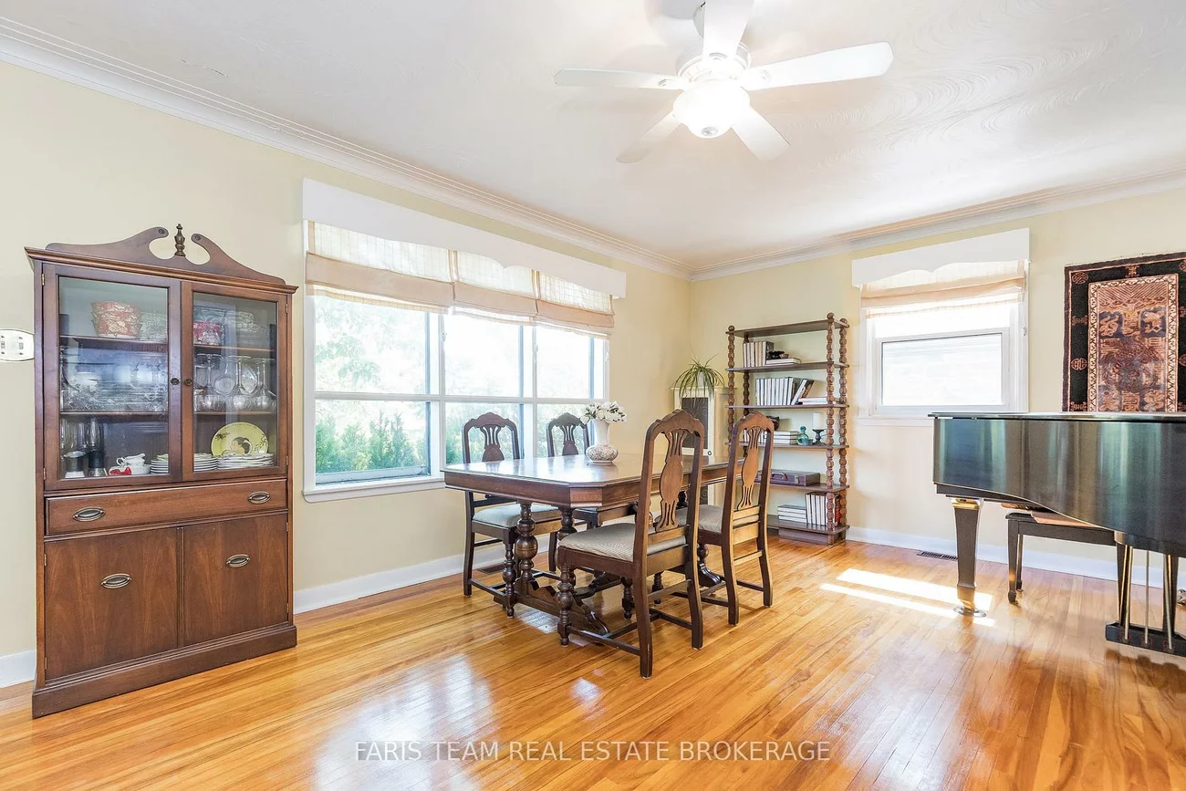 302, Sunnidale, Sunnidale, Barrie