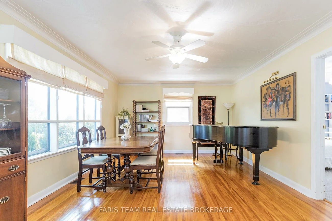 302, Sunnidale, Sunnidale, Barrie