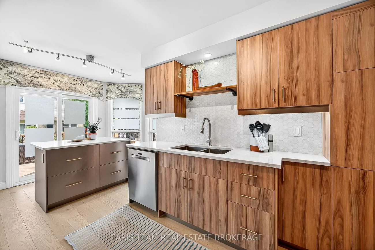 30, Ward, Painswick North, Barrie
