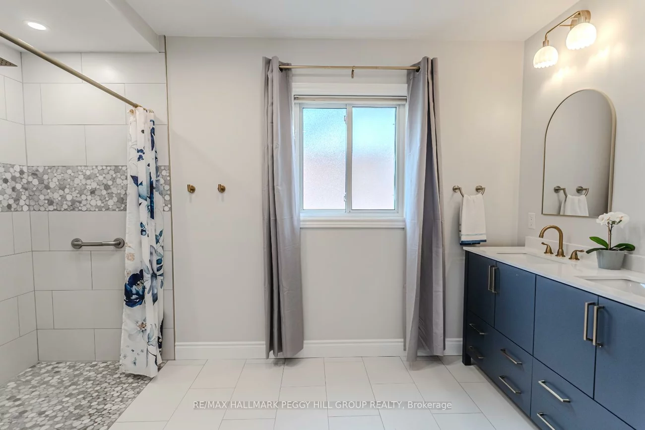 8, River Ridge, Bayshore, Barrie