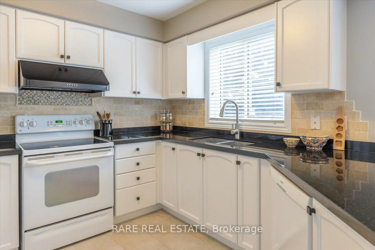 25, Muir, Ardagh, Barrie
