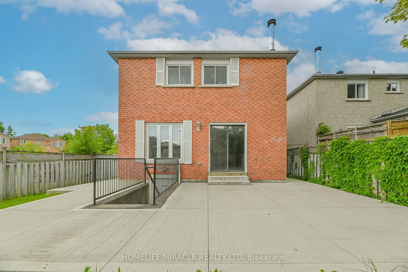 40, Blair, Grove East, Barrie