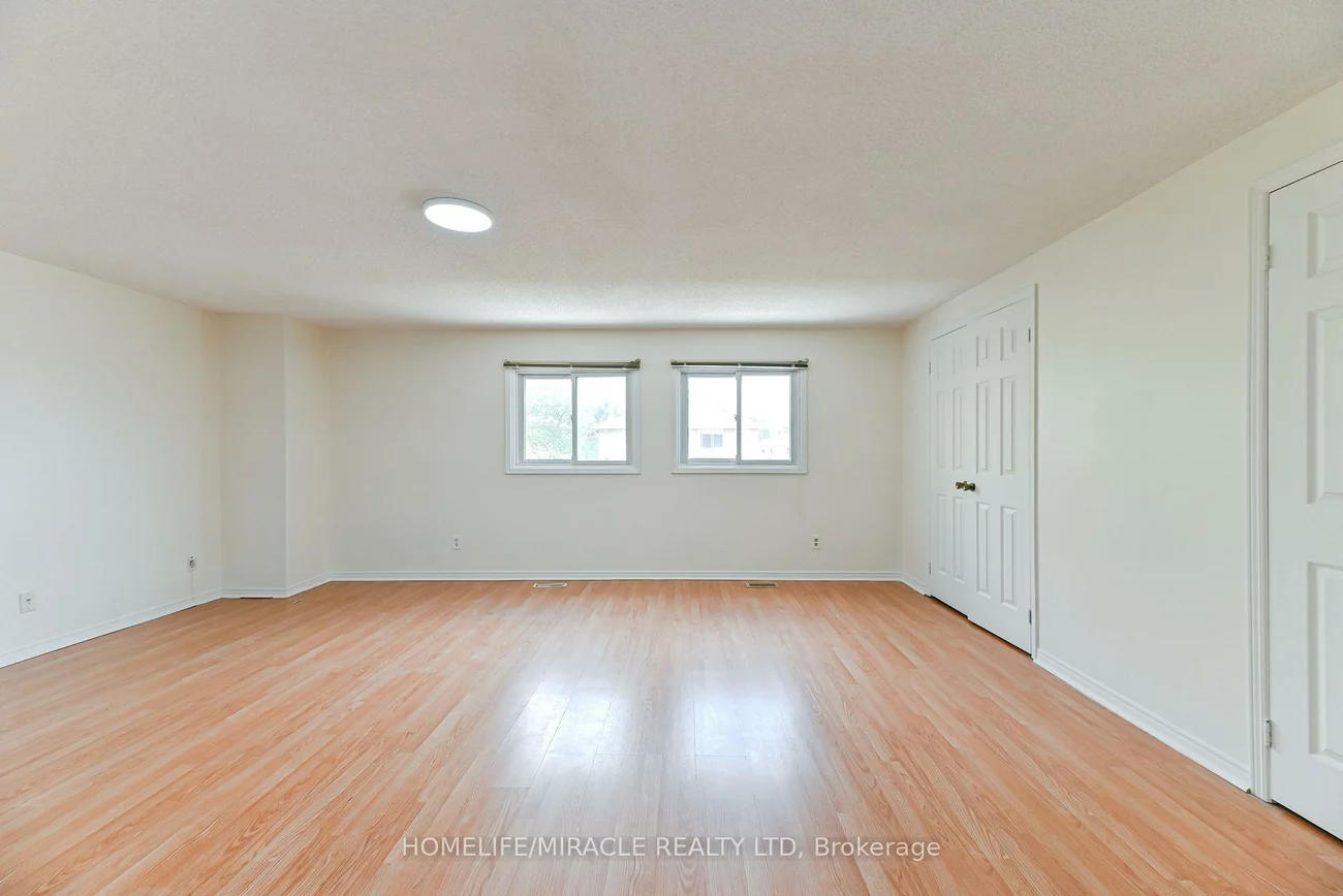 40, Blair, Grove East, Barrie