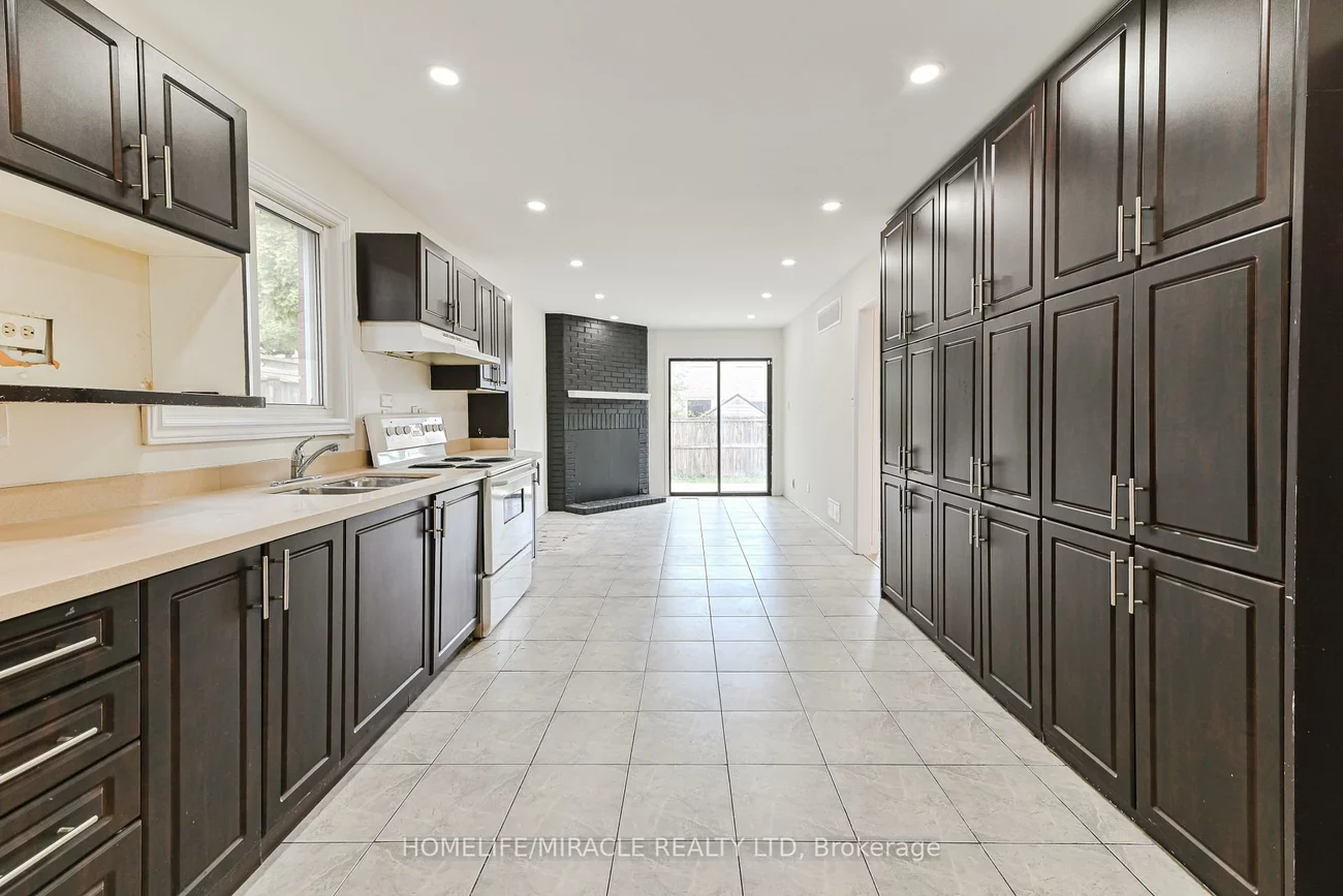 40, Blair, Grove East, Barrie