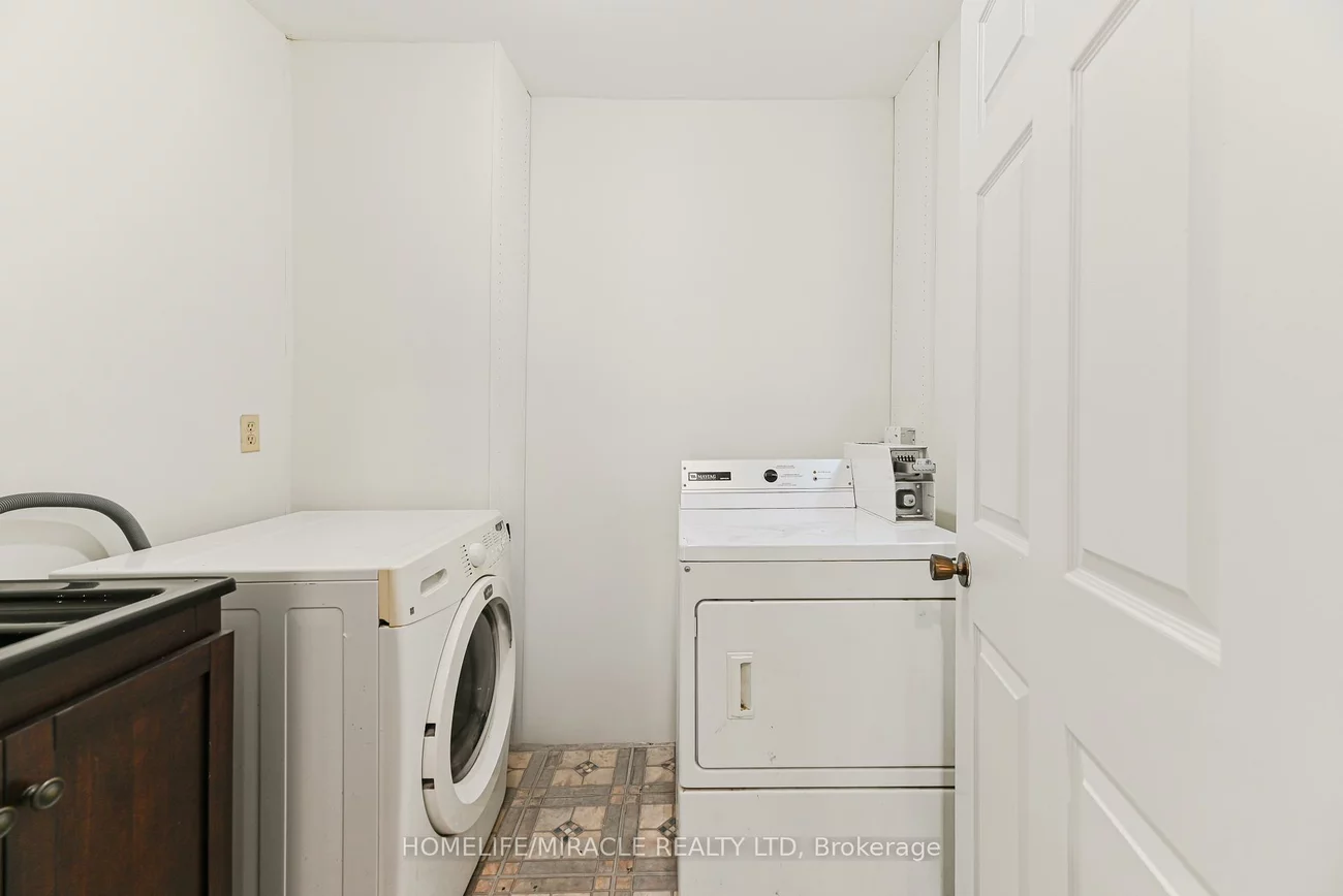 40, Blair, Grove East, Barrie