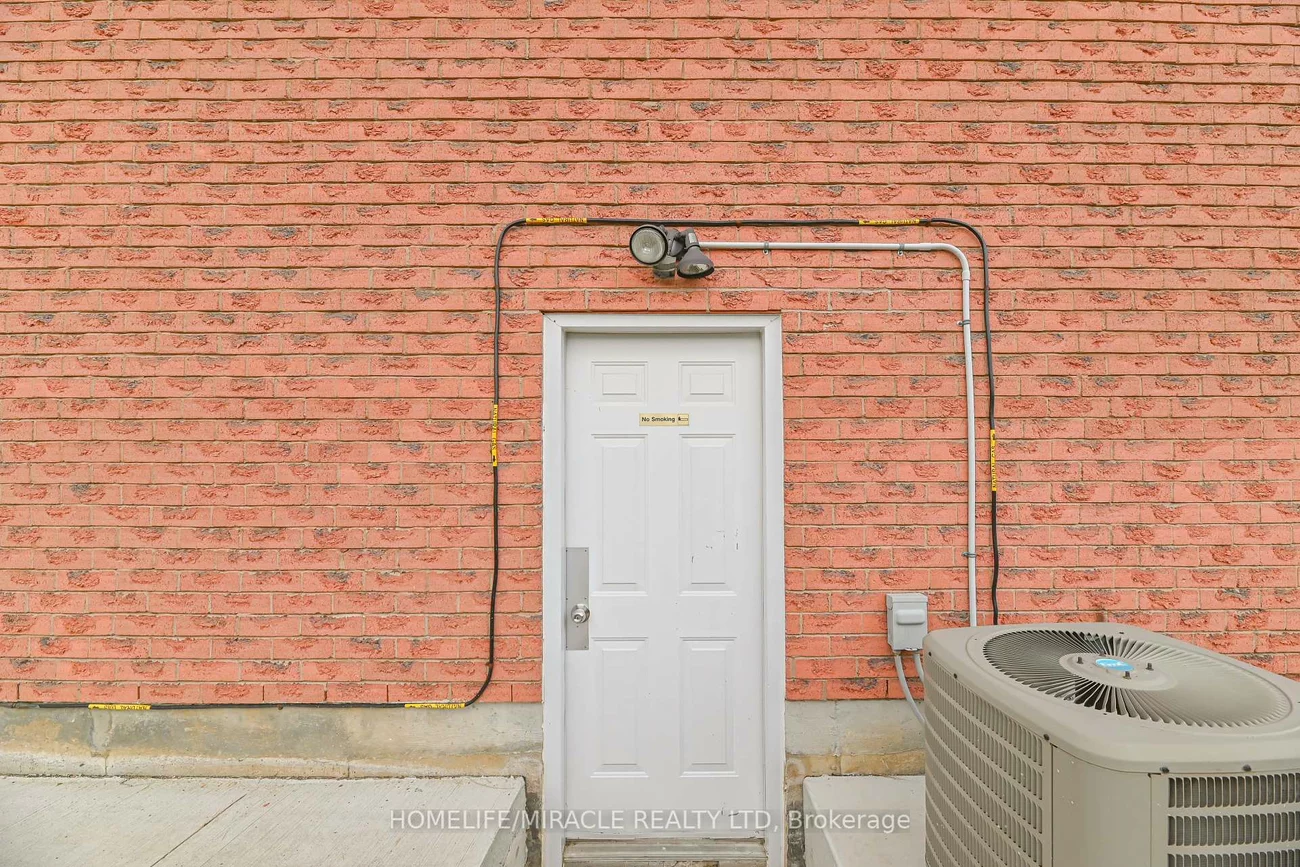 40, Blair, Grove East, Barrie