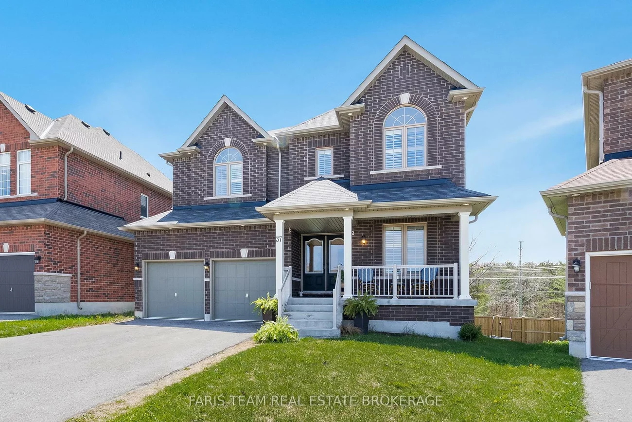 37, Muirfield, Holly, Barrie