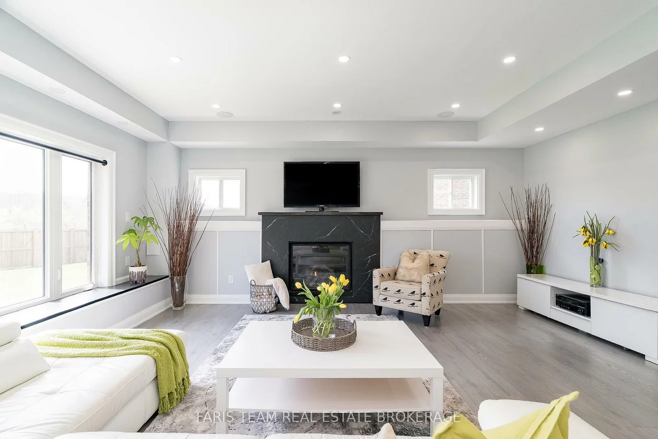 37, Muirfield, Holly, Barrie