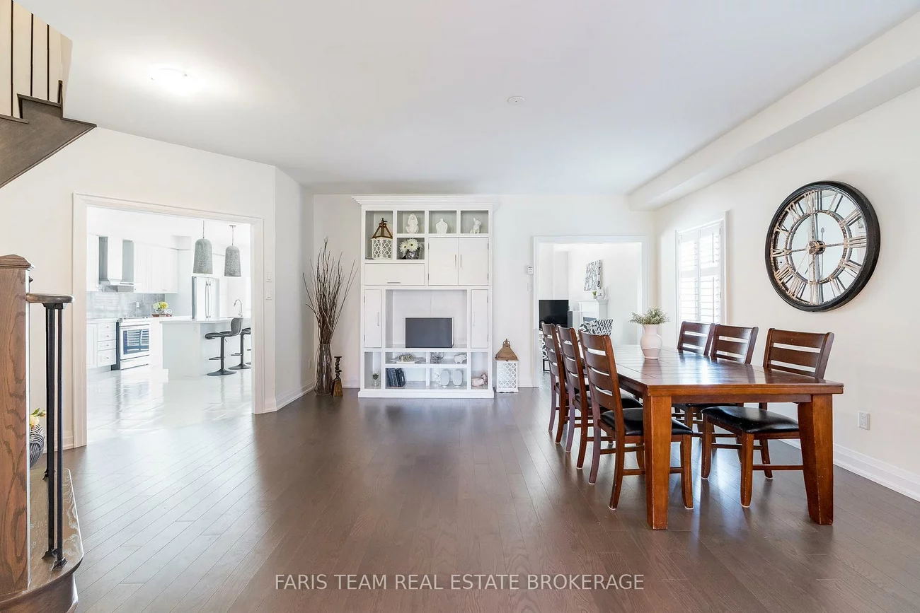 37, Muirfield, Holly, Barrie