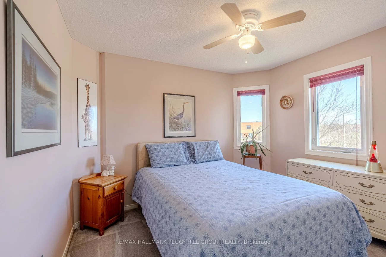 36, Ford, West Bayfield, Barrie