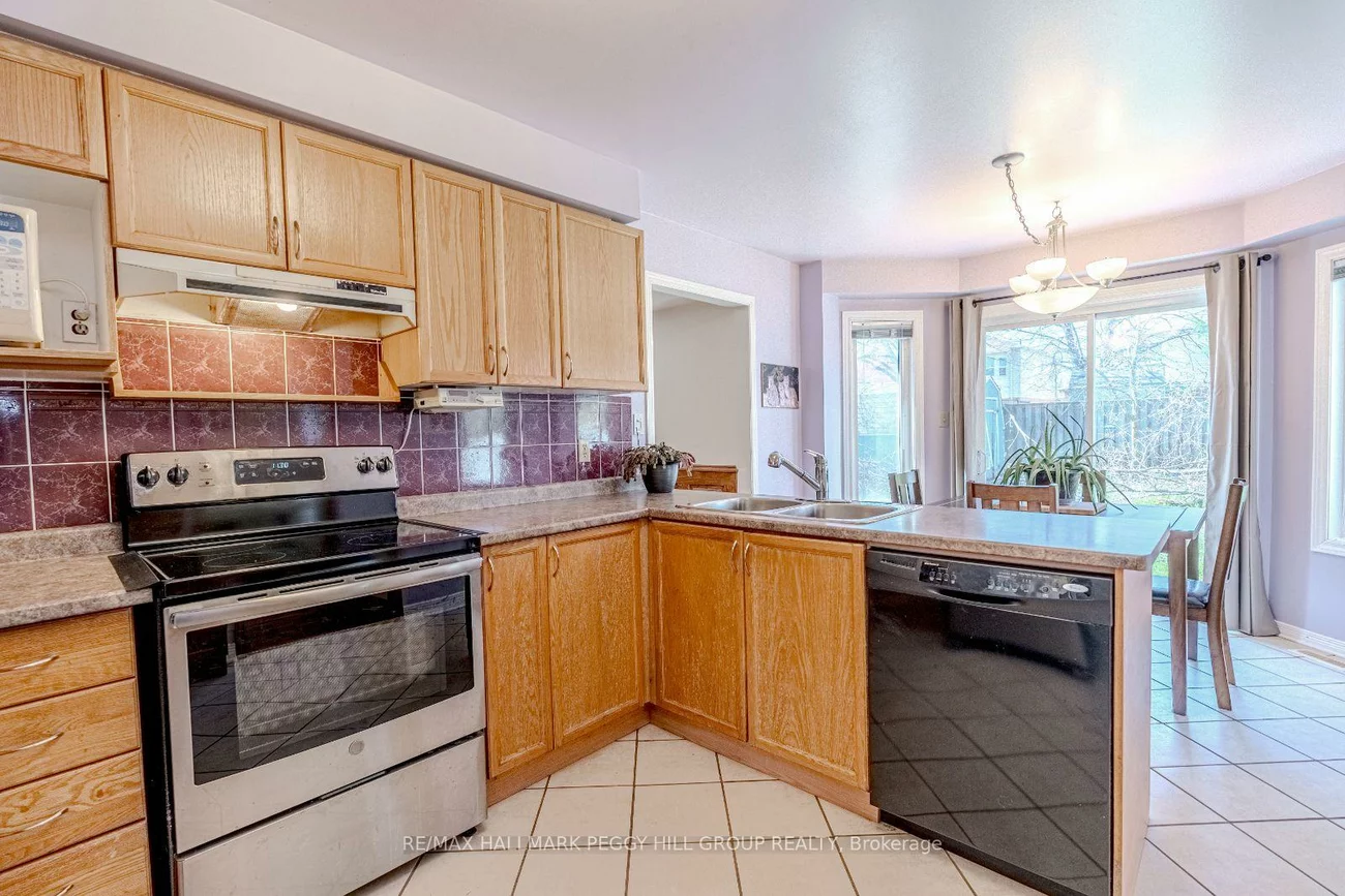 36, Ford, West Bayfield, Barrie