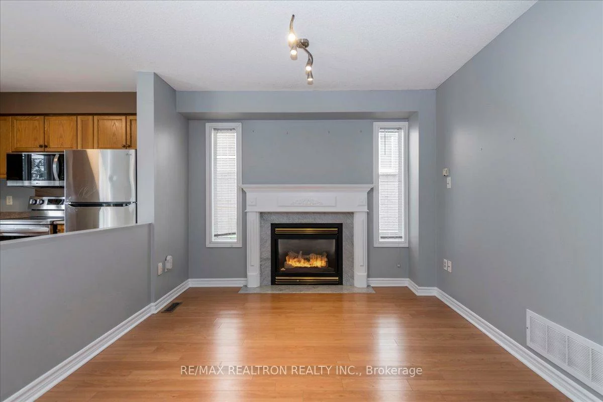 2089, Dwinnell, 400 North, Barrie