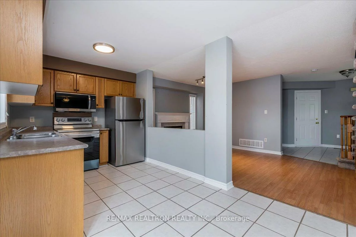 2089, Dwinnell, 400 North, Barrie