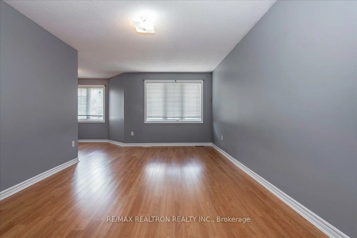 2089, Dwinnell, 400 North, Barrie