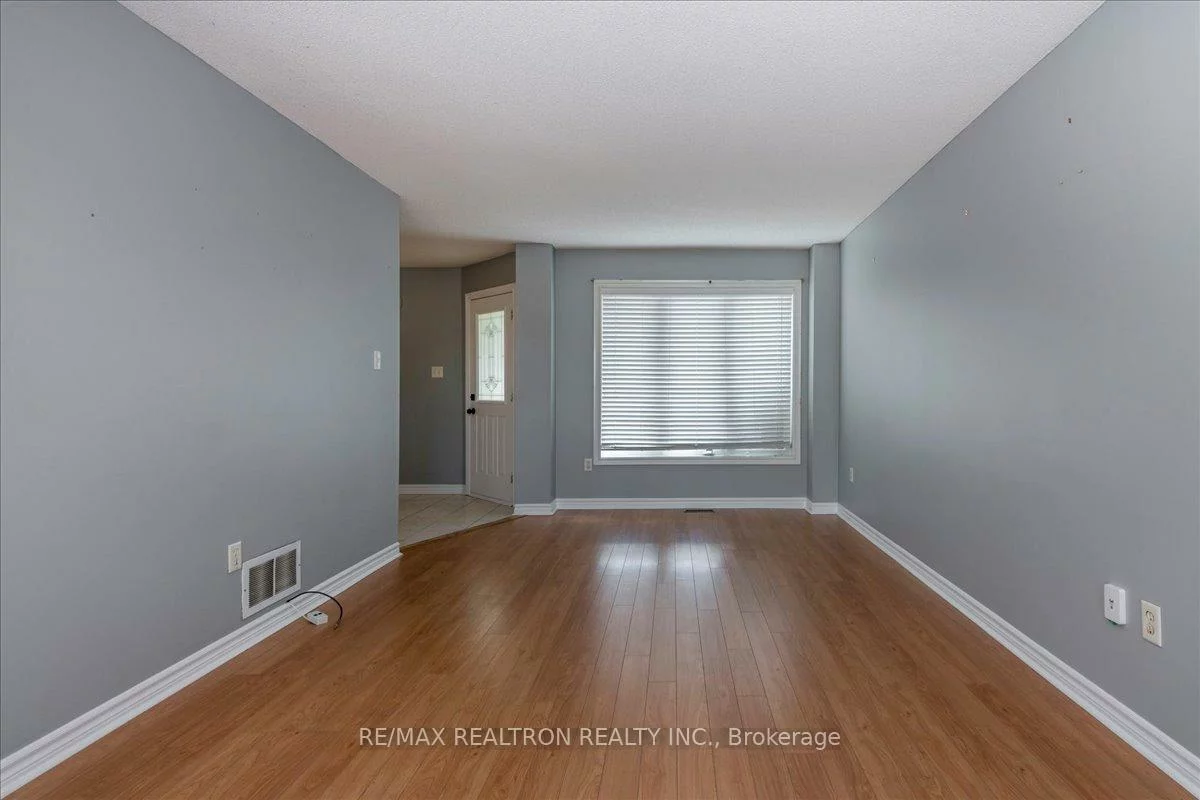 2089, Dwinnell, 400 North, Barrie