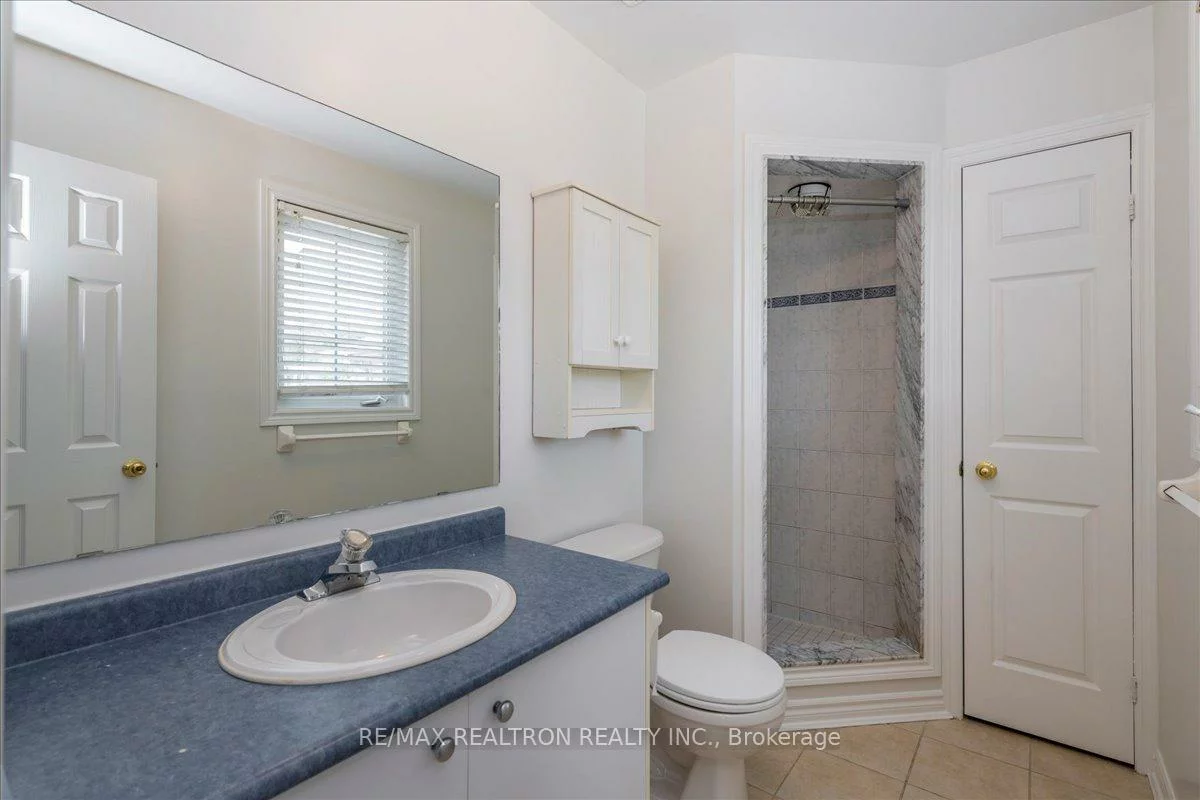 2089, Dwinnell, 400 North, Barrie