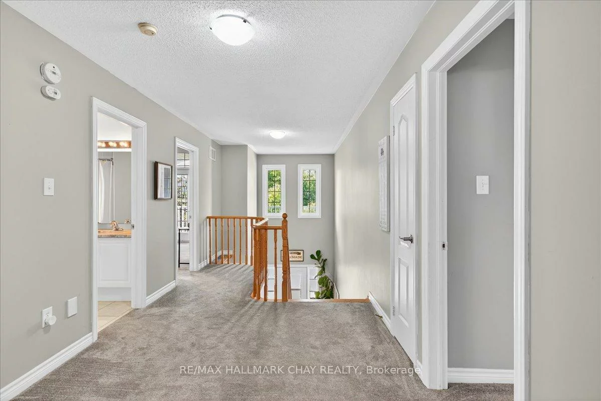35, Diana, Innis-Shore, Barrie